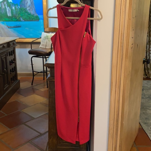 5th & Mercer fuchsia pink dress with slit - Picture 2 of 7